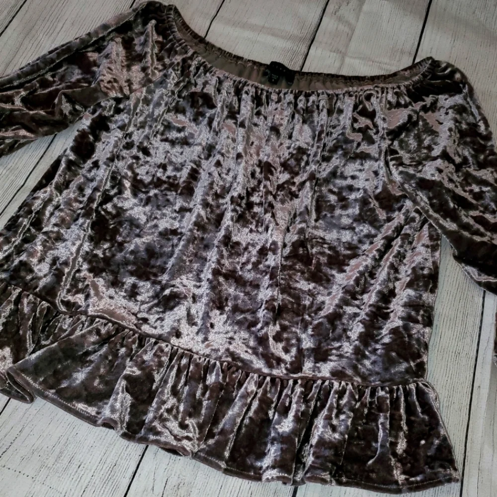 Sanctuary beautiful crushed Velvet Blouse - Picture 4 of 10